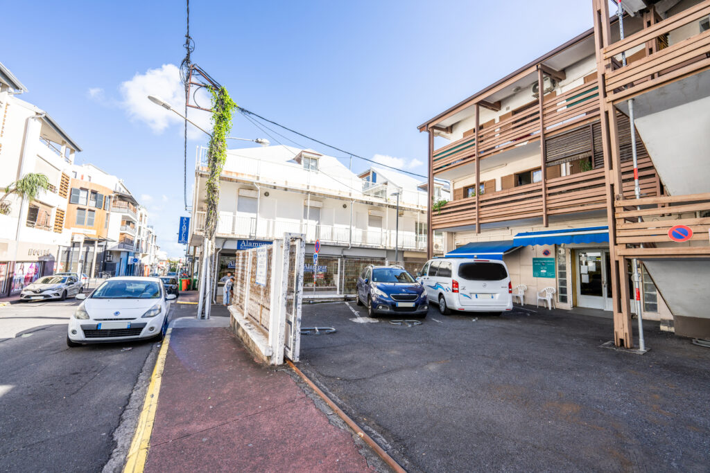 Photo de la façade du centre d'imagerie médicale CIM SUD à Saint Pierre